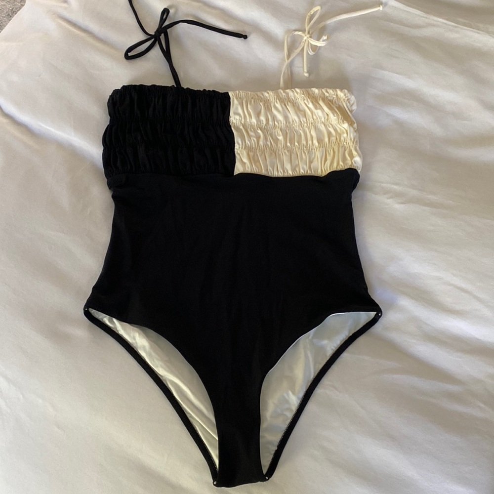 Anthropologie Touché one piece Swimsuit